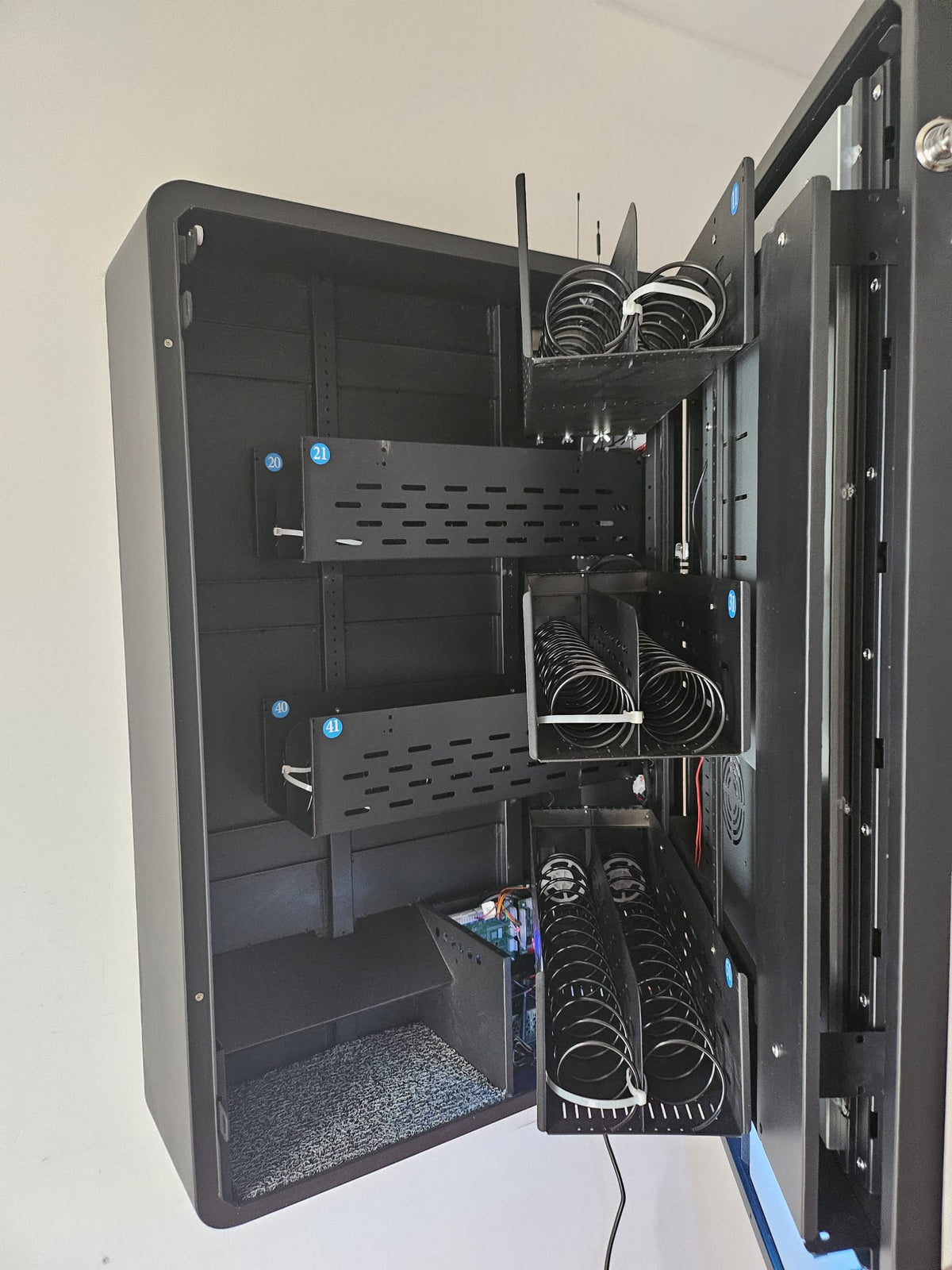 Vapemaxx VMXS 2 - Vending Machine